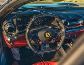 Торпедо 2021–24 Ferrari 812 GTS [North America] '2020–24