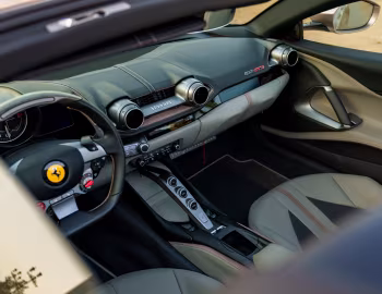 Intérieur Ferrari 812 GTS Tailor Made "inspired by metallic bronze hues" (#271948) '09.2021