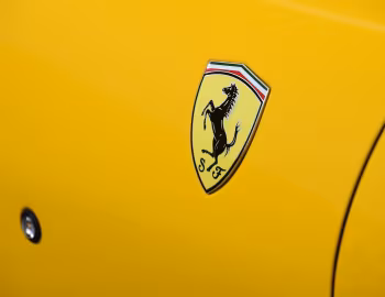 Ferrari 812 Superfast [UK-spec] '2017–21