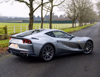 Ferrari 812 Superfast [UK-spec] '2017–21