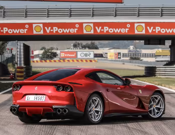 Ferrari 812 Superfast [Worldwide] '2017–21