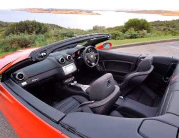 Интерьер Ferrari California [Australia] '2009–12