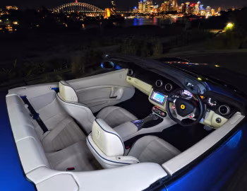 Интерьер Ferrari California [Australia] '2009–12