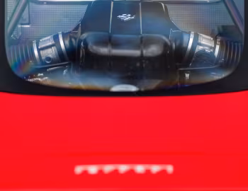 Под капотом Enzo Ferrari (#126274) '2004