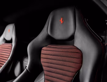 Intérieur Ferrari F12berlinetta "The Red Boxer" (#229974) '08.2017