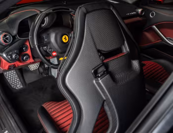Intérieur Ferrari F12berlinetta "The Red Boxer" (#229974) '08.2017