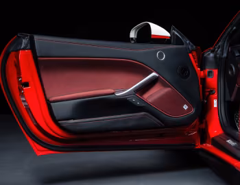 Intérieur Ferrari F12berlinetta "The Red Boxer" (#229974) '08.2017