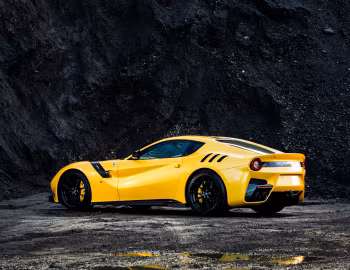 Ferrari F12tdf Tailor Made [UK-spec] '2016–17