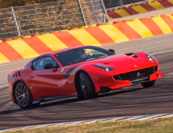 Ferrari F12tdf [Worldwide] '2015–17