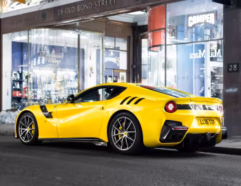 Ferrari F12tdf [UK-spec] '2016–17