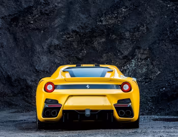 Ferrari F12tdf Tailor Made [UK-spec] '2016–17