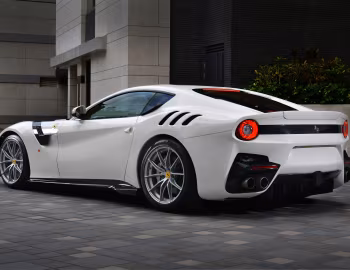 Ferrari F12tdf [UK-spec] '2016–17