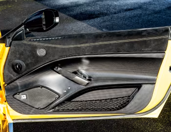 Інтэр'ер Ferrari F12tdf Tailor Made [UK-spec] '2016–17