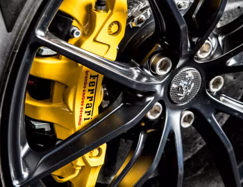 Ferrari F12tdf Tailor Made [UK-spec] '2016–17