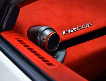 Ferrari F12tdf [UK-spec] '2016–17