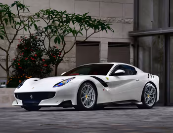 Ferrari F12tdf [UK-spec] '2016–17