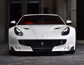 Ferrari F12tdf [UK-spec] '2016–17