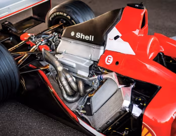 Под капотом Ferrari F2002 (653) '2002
