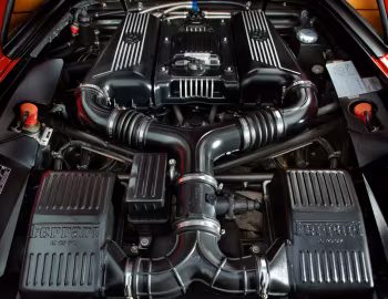Bajo el capó Ferrari F355 Berlinetta [North America] '1994–99