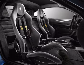 Интерьер Ferrari 430 Scuderia with option "Scuderia stripe" [Worldwide] '2007–09