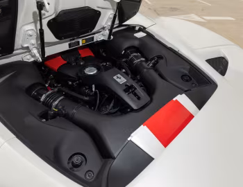 Под капотом Ferrari F8 Spider [North America] '2020–23