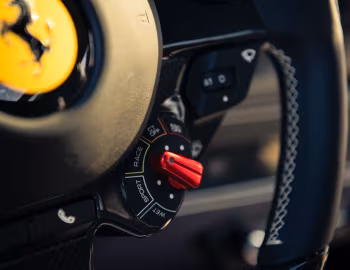 内饰 2020–23 Ferrari F8 Tributo [North America] '2020–23