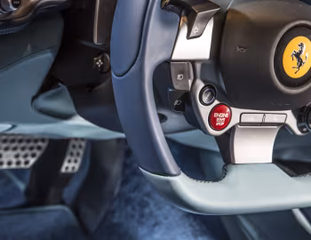 Intérieur Ferrari GTC4Lusso "AZZURA" by Garage Italia Customs '2017