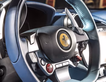 Intérieur Ferrari GTC4Lusso "AZZURA" by Garage Italia Customs '2017