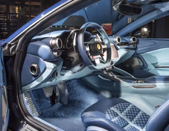 Intérieur Ferrari GTC4Lusso "AZZURA" by Garage Italia Customs '2017