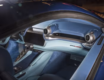 Intérieur Ferrari GTC4Lusso "AZZURA" by Garage Italia Customs '2017