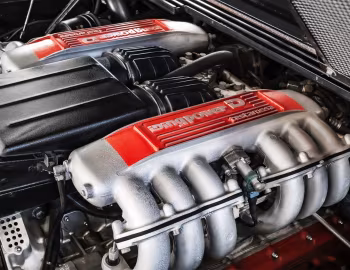 Sous la capuche Ferrari IDING F54-S3 '2010–pr.