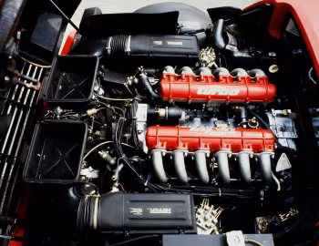 Sous la capuche Koenig Ferrari 512 BBi Twin Turbo '1982