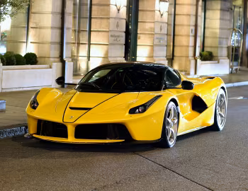 LaFerrari Aperta [Worldwide] '2016–17