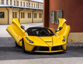 LaFerrari Aperta [Worldwide] '2016–17