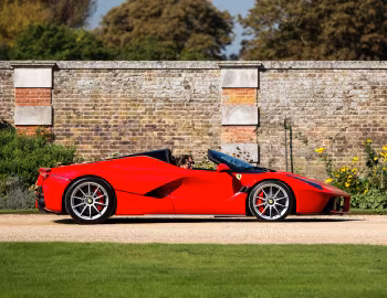 LaFerrari Aperta [Worldwide] '2016–17