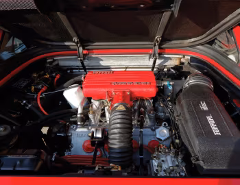 Sous la capuche Ferrari Mondial Quattrovalvole [Worldwide] '1982–85