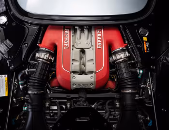Sous la capuche Ferrari Monza SP2 (#272374) '10.2021
