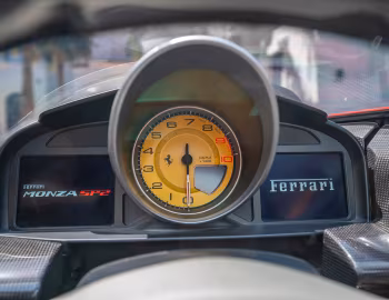Комбинация приборов Ferrari Monza SP2 (#251596) '2021
