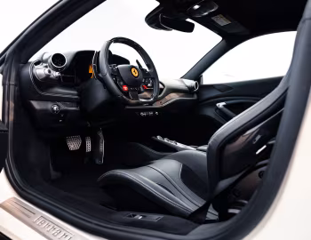 Интерьер Novitec Ferrari F8 Tributo '2020