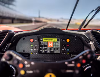Tableau de bord Ferrari P80/C (#4448) '2019