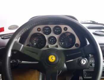 Tableau de bord Ferrari 208 GTS '07.1980–03.1982