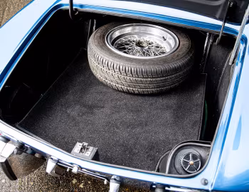 Coffre Ferrari 275 GTS [UK-spec] '1965–66
