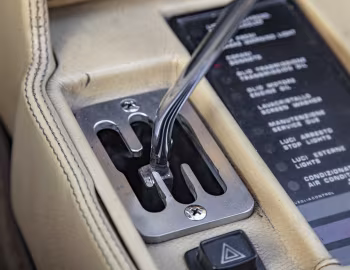 Intérieur Ferrari 3.2 Mondial Cabriolet [North America] '1985–89
