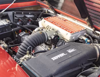 Sous la capuche Ferrari 3.2 Mondial Cabriolet [North America] '1985–89