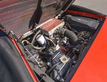 Sous la capuche Ferrari 3.2 Mondial Cabriolet [North America] '1985–89