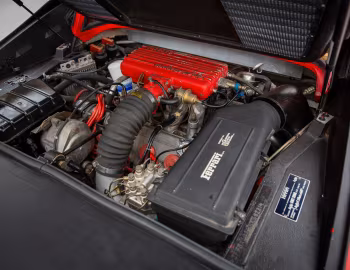 Sous la capuche Ferrari 308 GTS Quattrovalvole [North America] '1982–85