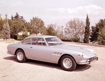 Ferrari 330 GT 2+2 (Series II) '09.1965–07.1967