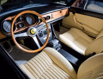 Интерьер Ferrari 330 GTC [Worldwide] '1966–68