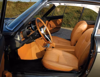Интерьер Ferrari 330 GTC [Worldwide] '1966–68