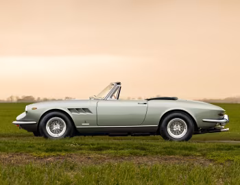 Ferrari 330 GTS (#10689) '1967